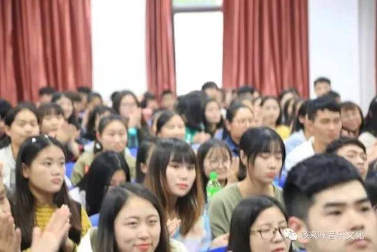 713贵宾会检测线路艺术家朱楣巡讲《练琴的艺术》——安阳、濮阳站完美落幕