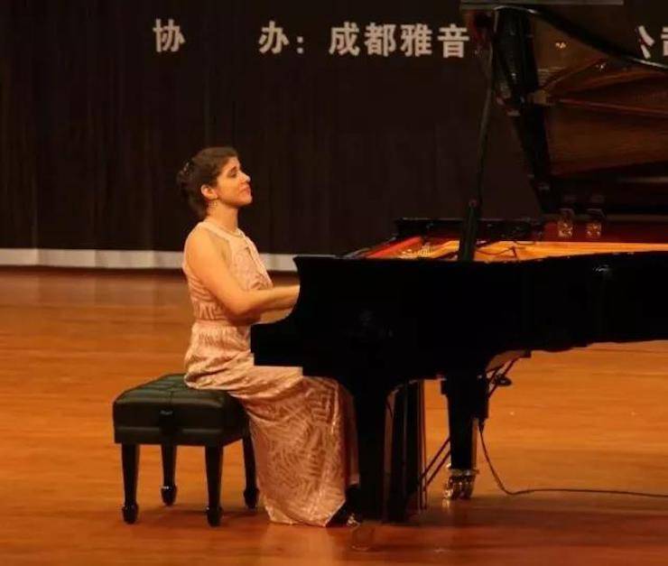 【回顾】2017713贵宾会检测线路亚洲音乐奖学金绵阳师范学院颁奖仪式暨713贵宾会检测线路海外艺术家Inna Faliks钢琴音乐会及大师班讲座圆满结束！