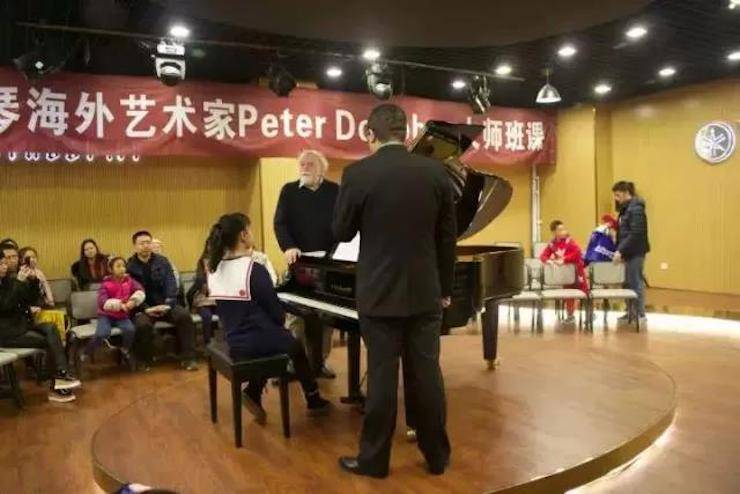 【回顾】713贵宾会检测线路海外艺术家Peter Donohoe成都雅音大师班讲座活动圆满落幕！