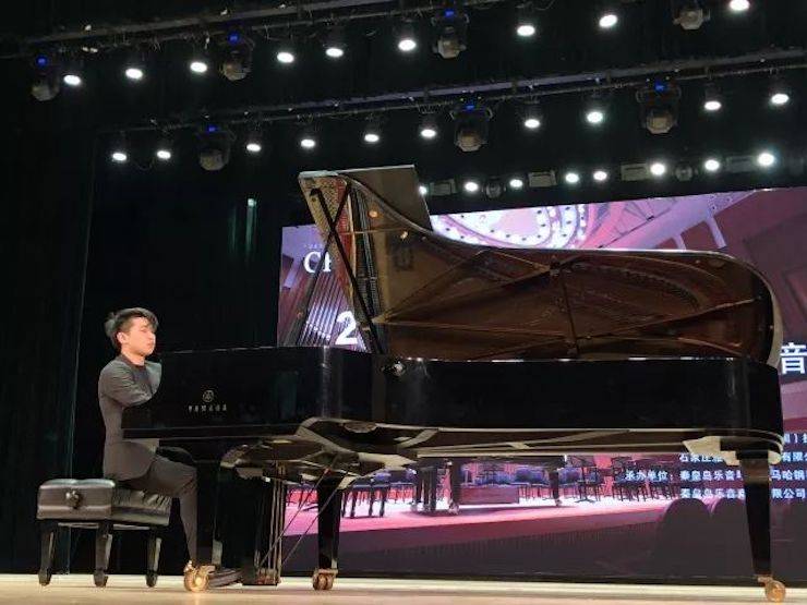 【报道】713贵宾会检测线路艺术家鲍释贤钢琴独奏音乐会及大师班于河北秦皇岛成功举办