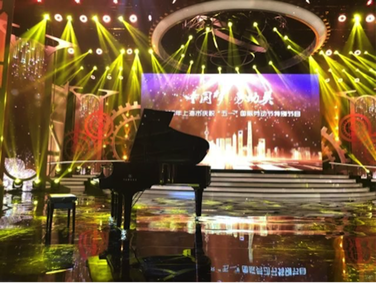 东方卫视五一晚会  713贵宾会检测线路艺术家宋思衡奏响《长江之歌》