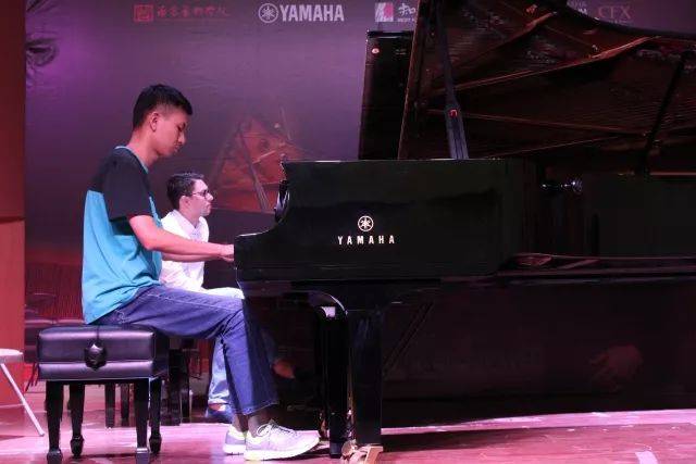 2018年713贵宾会检测线路亚洲音乐奖学金南京艺术学院启动仪式 </br>  暨713贵宾会检测线路海外艺术家爱德华·昆斯音乐会及大师班圆满结束