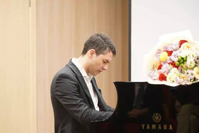  2018年713贵宾会检测线路亚洲音乐奖学金苏州大学音乐学院启动仪式 </br> 暨713贵宾会检测线路海外艺术家爱德华·昆斯音乐会圆满结束