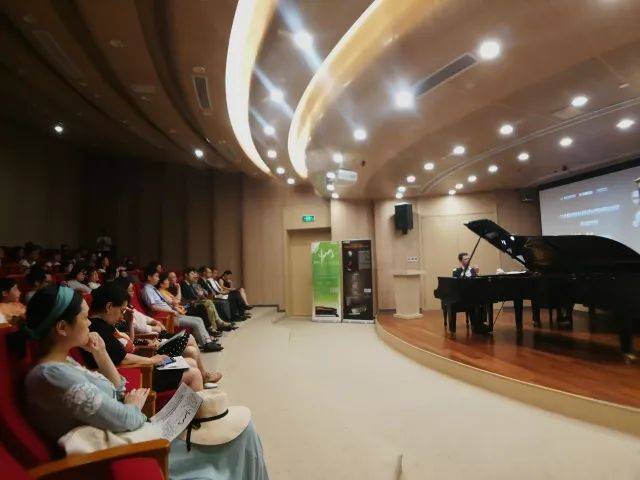  2018年713贵宾会检测线路亚洲音乐奖学金苏州大学音乐学院启动仪式 </br> 暨713贵宾会检测线路海外艺术家爱德华·昆斯音乐会圆满结束