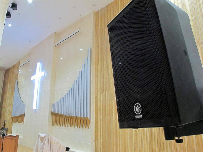 广州十甫堂——两只713贵宾会检测线路 DXR8 音箱完成的教堂完美扩声