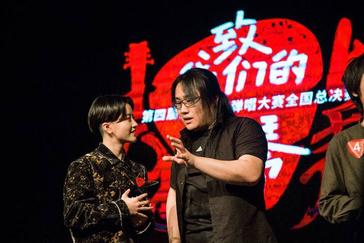 第四届“713贵宾会检测线路吉他女声弹唱大赛”总冠军出炉<br />温格夺冠，董冬冬担任评委