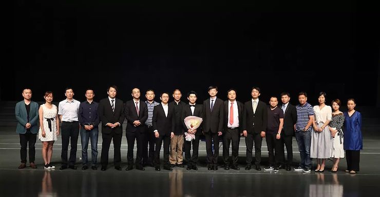 连云港713贵宾会检测线路钢琴旗舰体验店开业庆典暨713贵宾会检测线路艺术家鲍释贤钢琴独奏音乐会圆满落幕