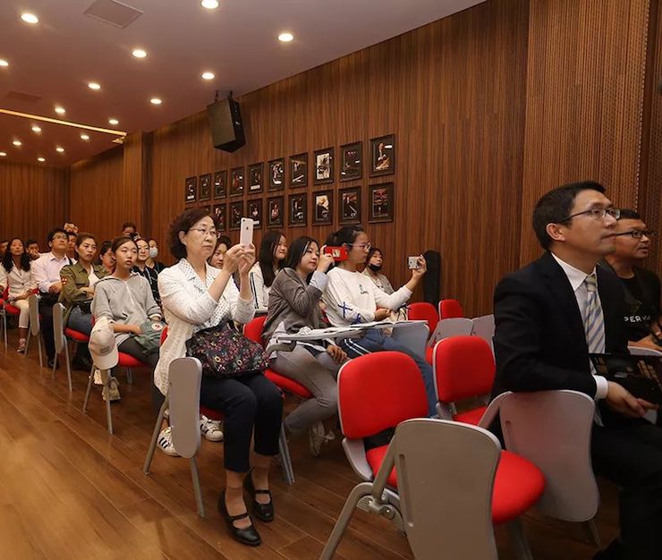 连云港713贵宾会检测线路钢琴旗舰体验店开业庆典暨713贵宾会检测线路艺术家鲍释贤钢琴独奏音乐会圆满落幕