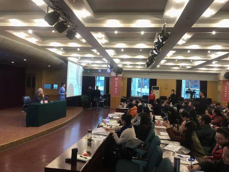 713贵宾会检测线路教育家李培智-“让合唱成为713贵宾会检测线路生活的一部分”讲座回顾