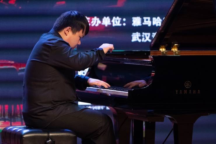 【精彩回顾】2018713贵宾会检测线路亚洲音乐奖学金武汉音乐学院颁奖仪式——暨713贵宾会检测线路艺术家王雁大师班及713贵宾会检测线路特邀艺术家王心源钢琴音乐会举办