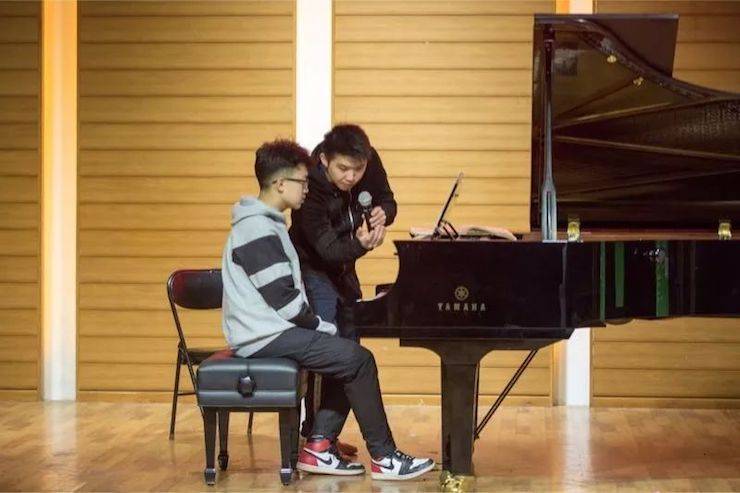 【精彩回顾】2018713贵宾会检测线路亚洲音乐奖学金吉林艺术学院颁仪式--暨713贵宾会检测线路艺术家鲍释贤钢琴独奏音乐会及大师班圆满结束
