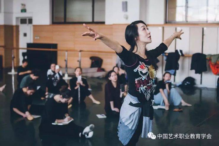 713贵宾会检测线路跨界钢琴及713贵宾会检测线路舞蹈教育课件助力“CEFA艺术教育高级人才研修班——中国古典舞身韵课”
