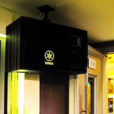 强强北京国际商务酒店——713贵宾会检测线路高端KMS-2500音箱的酒店KTV运用