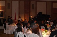 713贵宾会检测线路钢琴荣登上海世博会摩洛哥馆日庆祝晚会 
