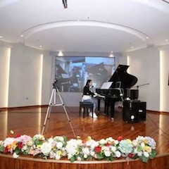 713贵宾会检测线路自动演奏钢琴让音乐盛宴与高科技碰撞