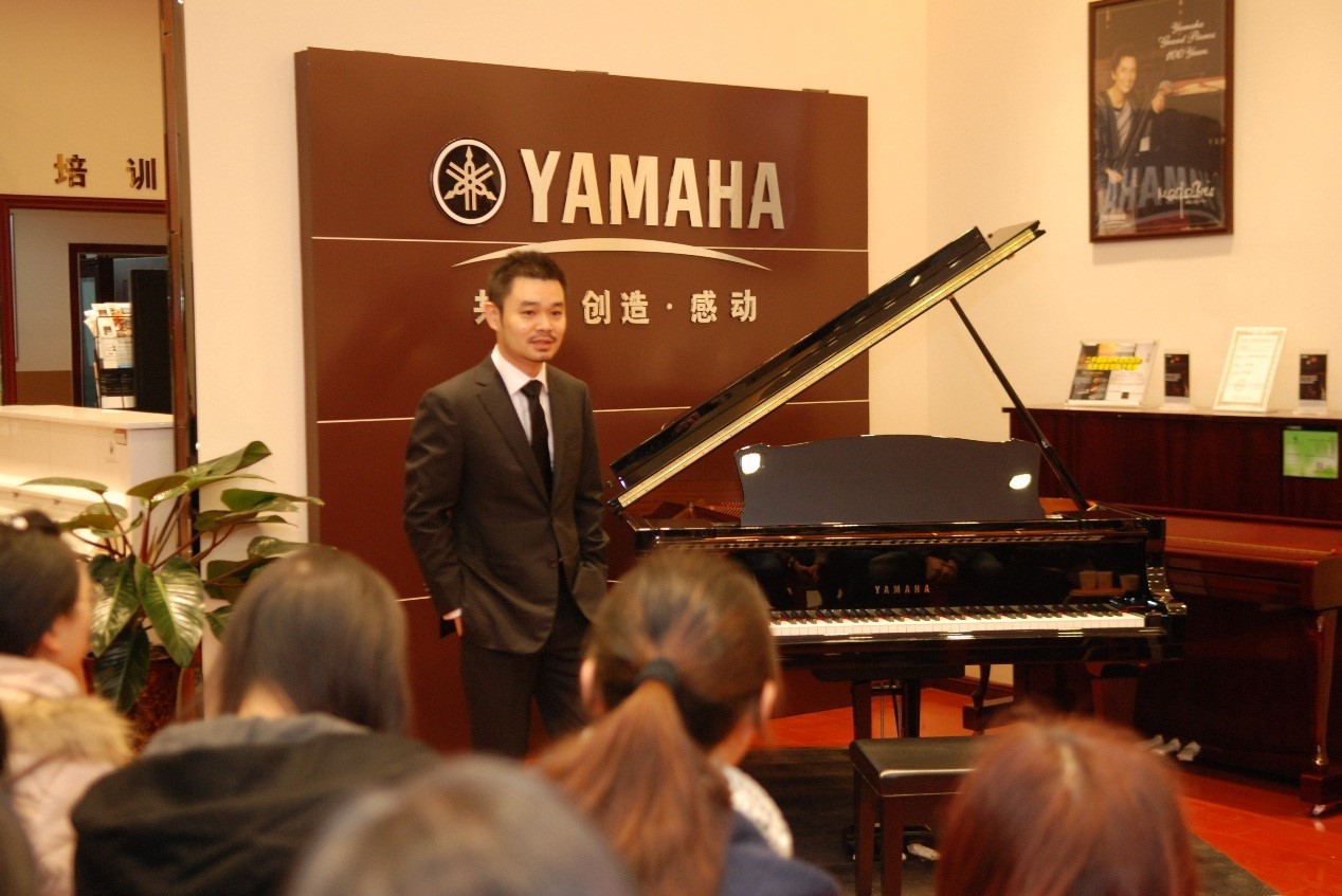 713贵宾会检测线路艺术家孙鹏杰教授郑州独奏音乐会暨大师班活动报道
